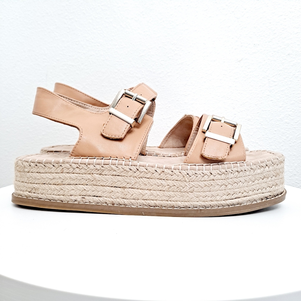 ASOS chunky platform flatform slingback faux leather tan summer sandals.